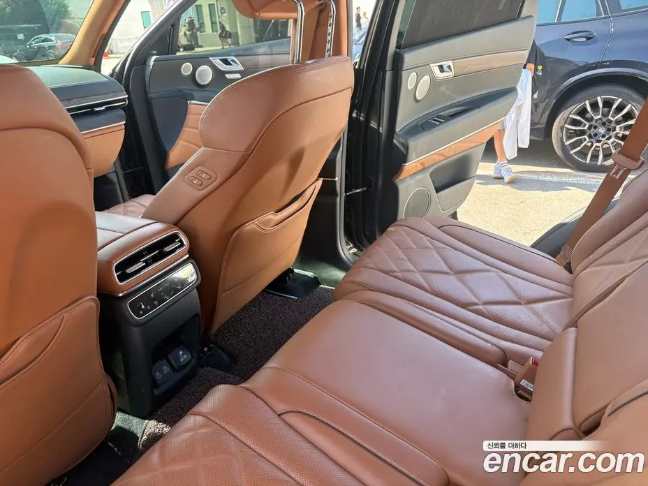 Genesis GV80 2025 2.5 автомат (гидро), фото 6 Genesis GV80 2025 2.5 автомат (гидро), фото 6