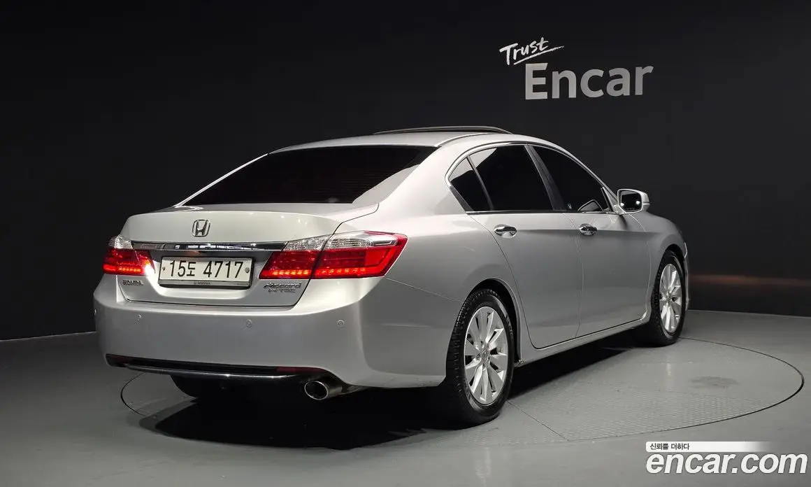 Honda Accord 2013 2.4 автомат (гидро), фото 2 Honda Accord 2013 2.4 автомат (гидро), фото 2