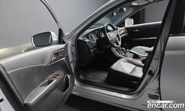 Honda Accord 2013 2.4 автомат (гидро), миниатюра 10 Honda Accord 2013 2.4 автомат (гидро), миниатюра 10