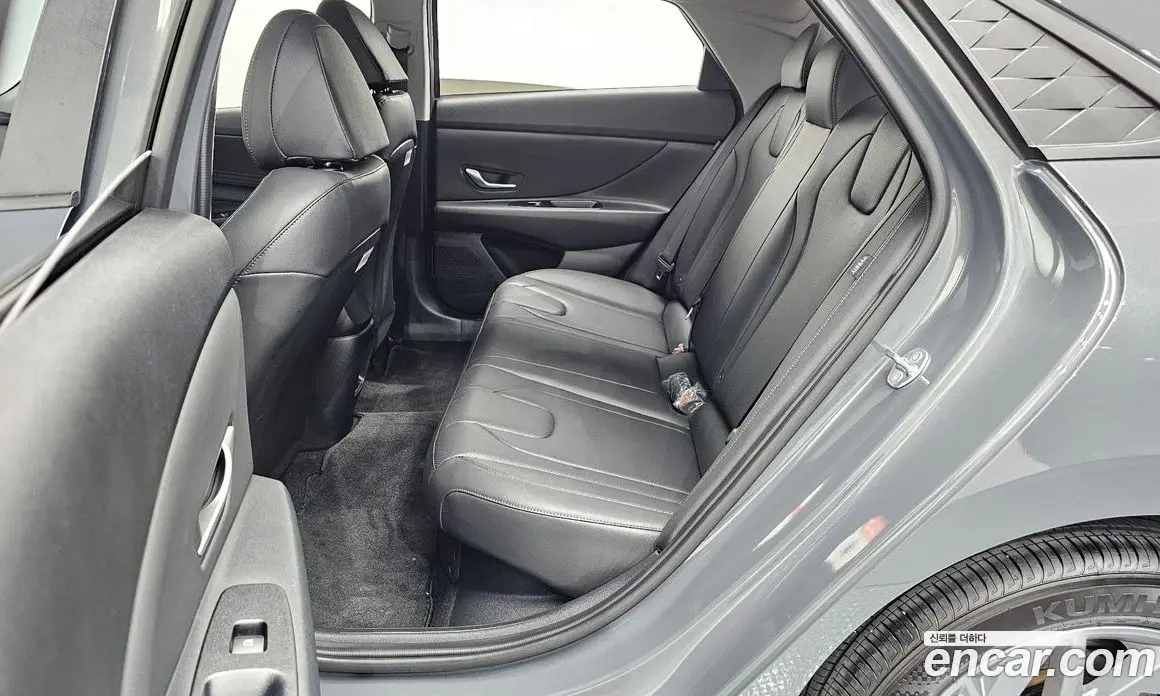 Hyundai Avante 2024 1.6 автомат (гидро), фото 12