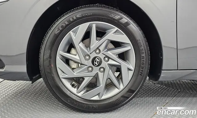 Hyundai Avante 2024 1.6 автомат (гидро), миниатюра 5