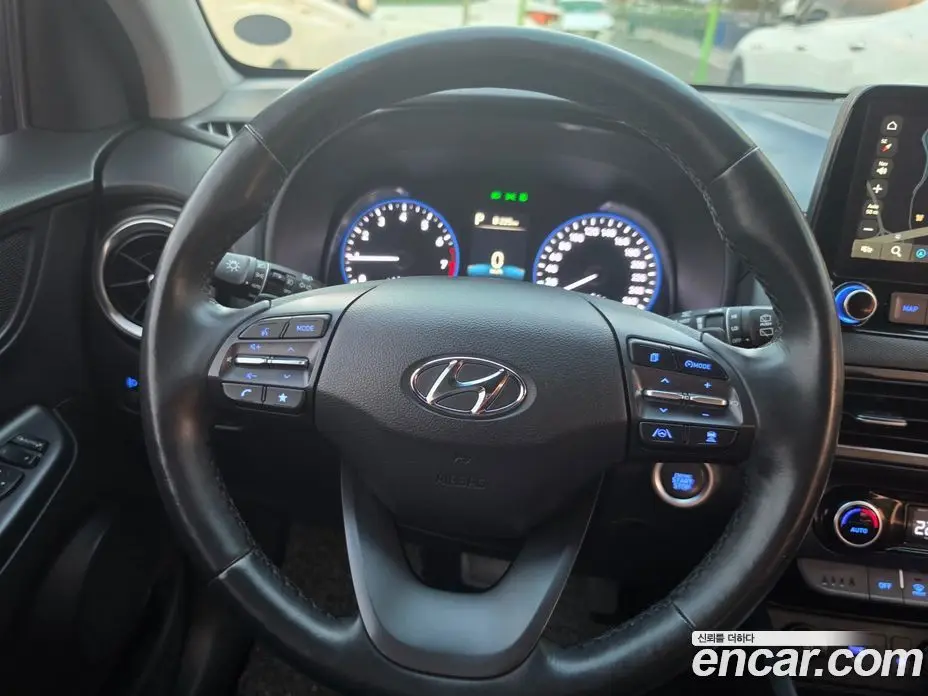 Hyundai Kona 2022 1.6 автомат (гидро), фото 13