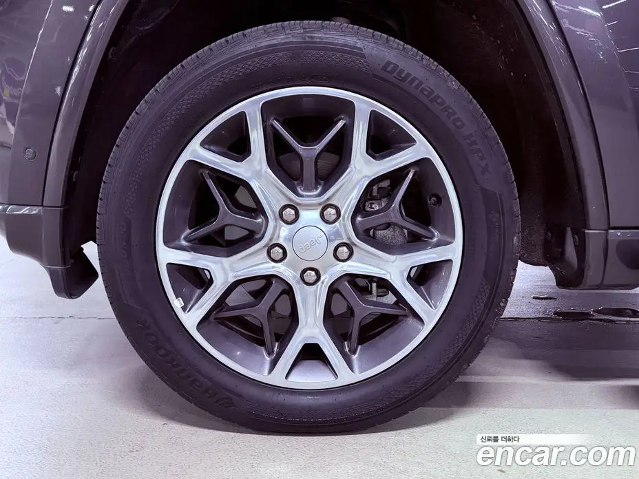 Jeep Cherokee 2019 3.6 автомат (гидро), фото 5 Jeep Cherokee 2019 3.6 автомат (гидро), фото 5