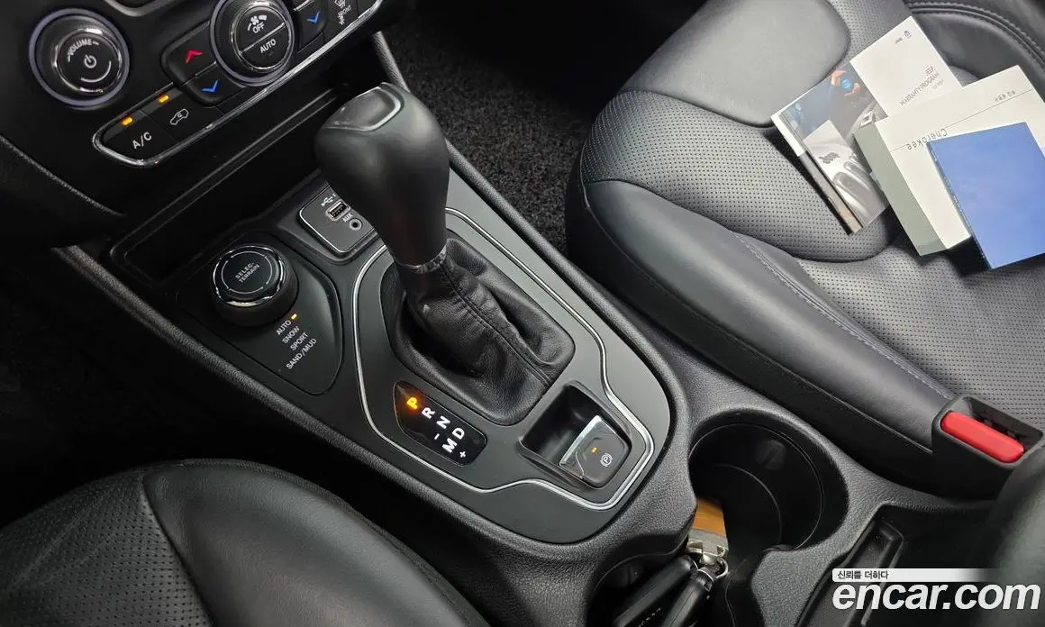 Jeep Cherokee 2019 2.4 автомат (гидро), фото 9