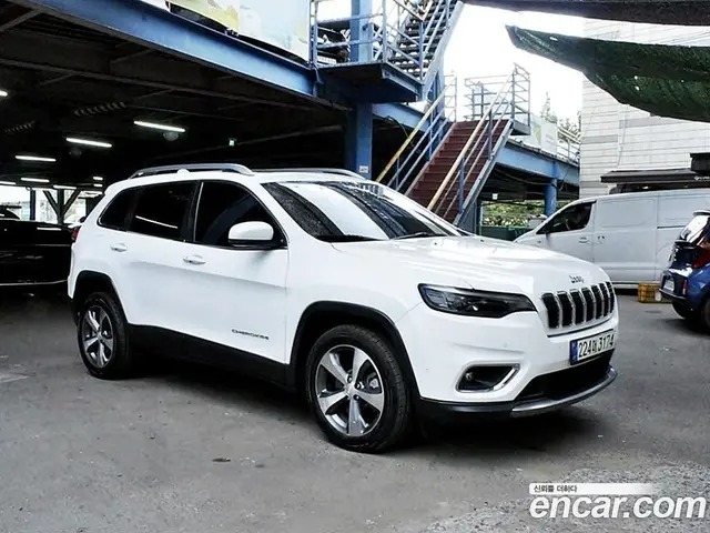 Jeep Cherokee 2021 2.4 автомат (гидро), миниатюра 2 Jeep Cherokee 2021 2.4 автомат (гидро), миниатюра 2