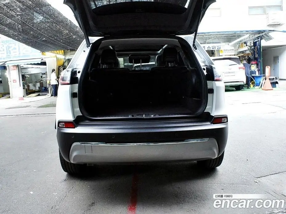 Jeep Cherokee 2021 2.4 автомат (гидро), фото 18 Jeep Cherokee 2021 2.4 автомат (гидро), фото 18