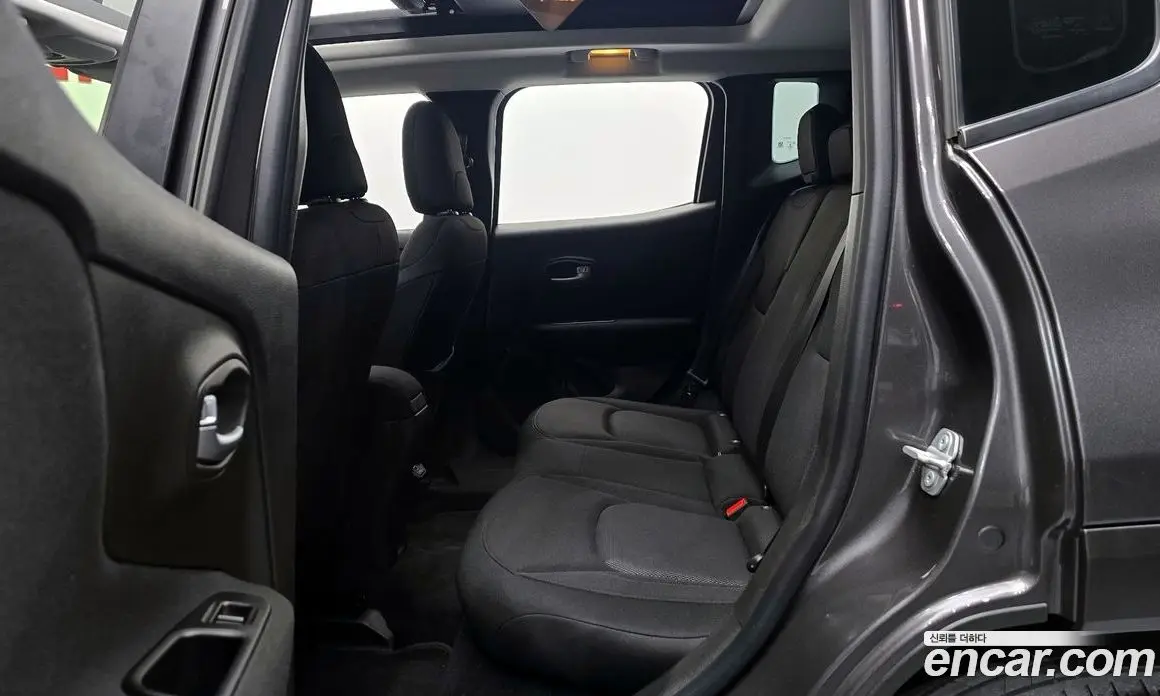 Jeep Renegade 2021 2.4 автомат (гидро), фото 12