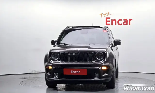 Jeep Renegade 2021 2.4 автомат (гидро), миниатюра 3