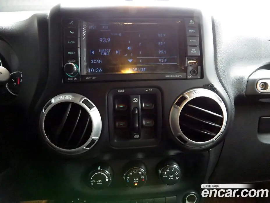 Jeep Wrangler 2014 2.8 автомат (гидро), фото 13