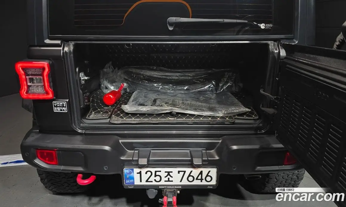 Jeep Wrangler 2021 2.0 автомат (гидро), фото 19 Jeep Wrangler 2021 2.0 автомат (гидро), фото 19