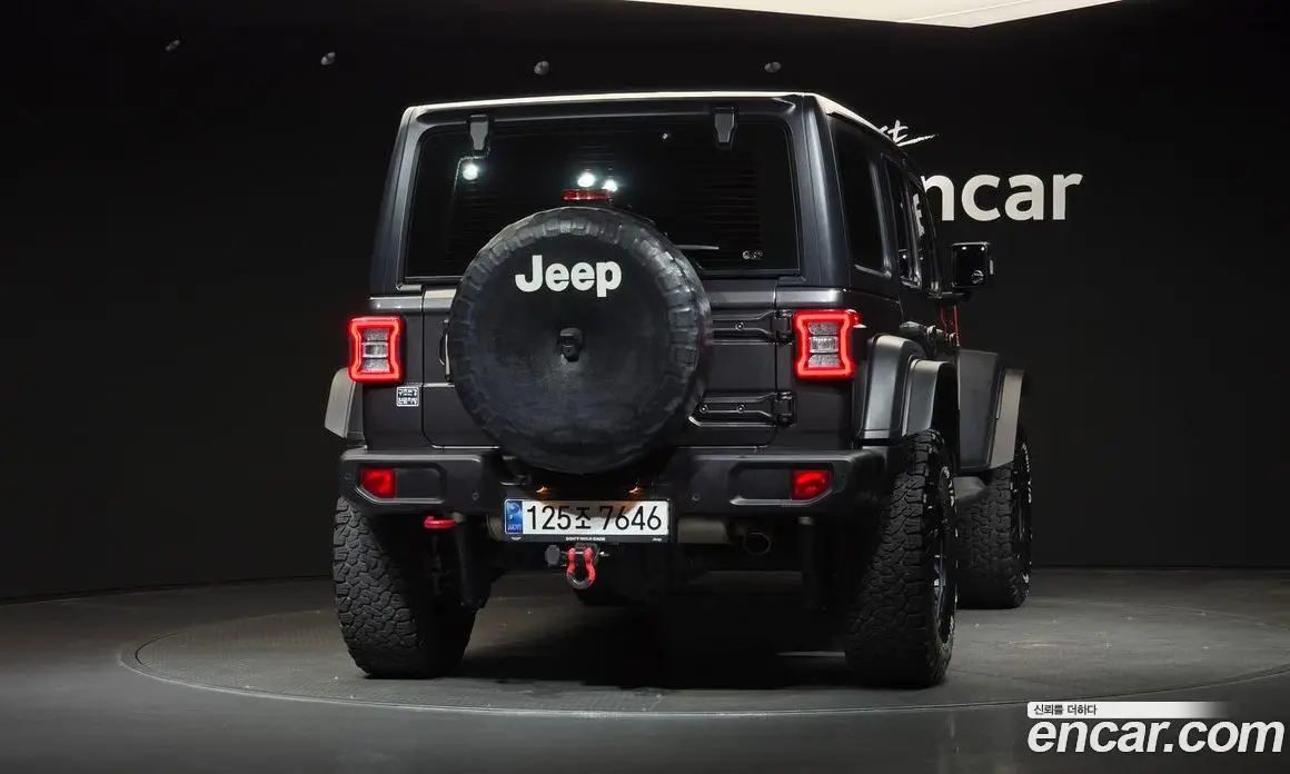 Jeep Wrangler 2021 2.0 автомат (гидро), фото 4 Jeep Wrangler 2021 2.0 автомат (гидро), фото 4