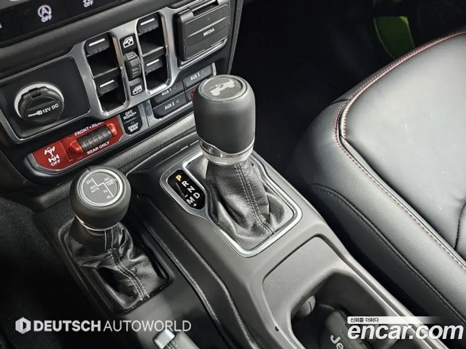 Jeep Wrangler 2025 2.0 автомат (гидро), фото 9 Jeep Wrangler 2025 2.0 автомат (гидро), фото 9