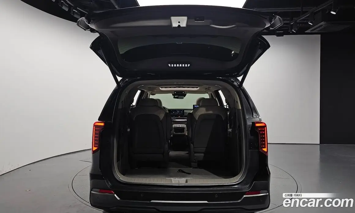 Kia Carnival 2025 3.5 автомат (гидро), фото 20 Kia Carnival 2025 3.5 автомат (гидро), фото 20