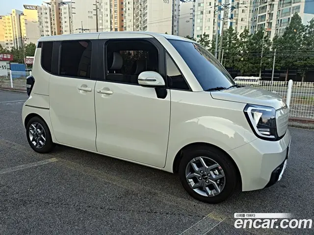 Kia Ray 2024 1.0 автомат (гидро), миниатюра 3 Kia Ray 2024 1.0 автомат (гидро), миниатюра 3