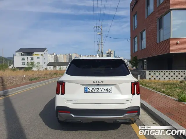 Kia Sorento 2024 1.6 автомат (гидро), миниатюра 4 Kia Sorento 2024 1.6 автомат (гидро), миниатюра 4