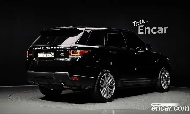 Land Rover Range Rover Sport 2015 3.0 автомат (гидро), миниатюра 2 Land Rover Range Rover Sport 2015 3.0 автомат (гидро), миниатюра 2