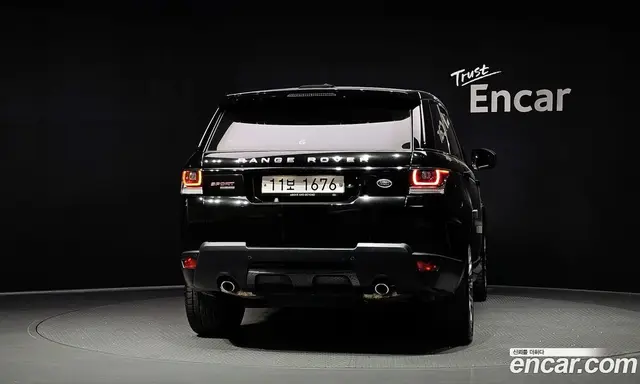 Land Rover Range Rover Sport 2015 3.0 автомат (гидро), миниатюра 4 Land Rover Range Rover Sport 2015 3.0 автомат (гидро), миниатюра 4