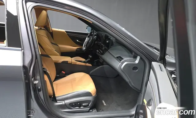 Lexus ES 2023 2.5 автомат (гидро), миниатюра 11