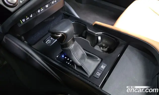 Lexus ES 2023 2.5 автомат (гидро), миниатюра 9