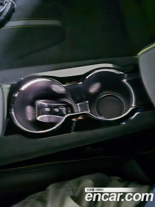 Lotus Emira 2025 3.5 автомат (гидро), фото 16