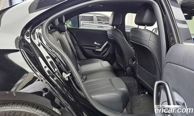 Mercedes-Benz A-Class 2021 2.0 автомат (гидро), миниатюра 12