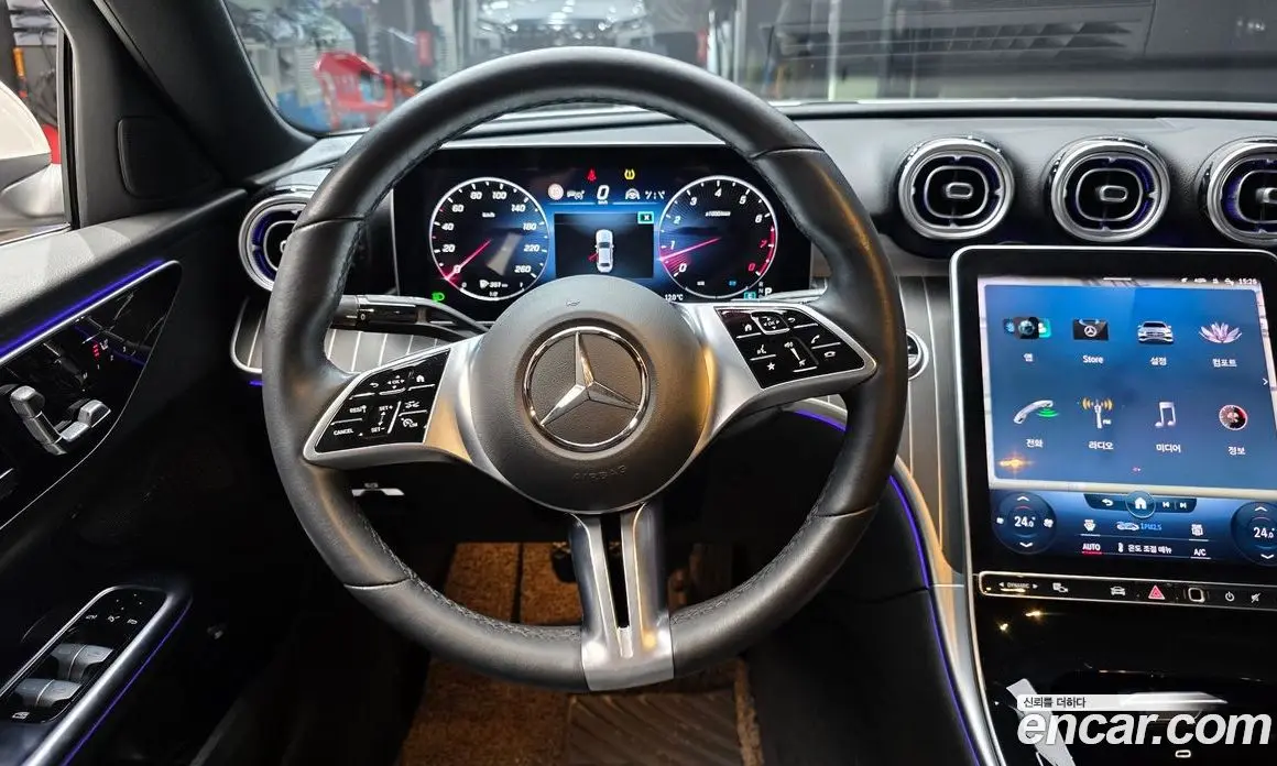 Mercedes-Benz C-Class 2022 2.0 автомат (гидро), фото 13