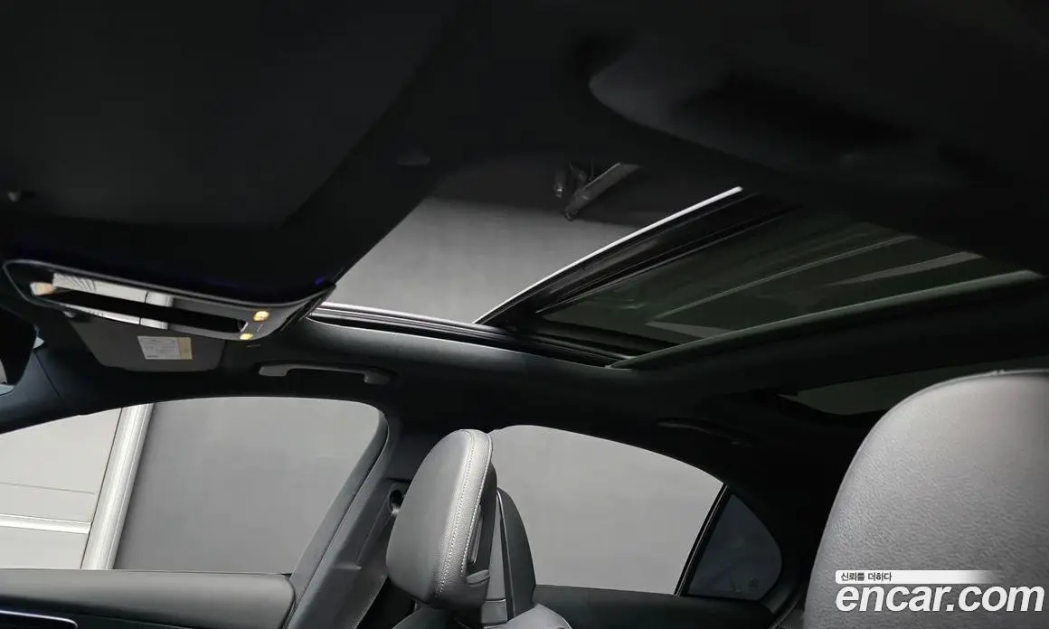 Mercedes-Benz C-Class 2022 2.0 автомат (гидро), фото 19