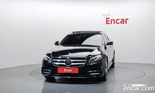 Mercedes-Benz E-Class 2020 2.0 автомат (гидро), миниатюра 3