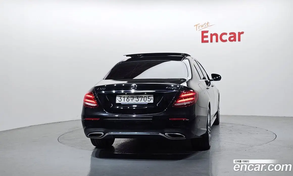Mercedes-Benz E-Class 2020 2.0 автомат (гидро), фото 4