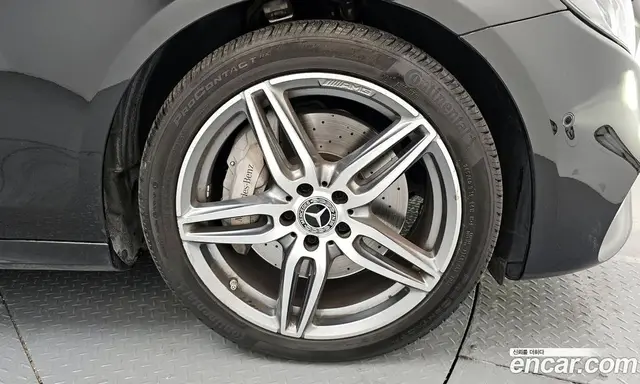 Mercedes-Benz E-Class 2020 2.0 автомат (гидро), миниатюра 5