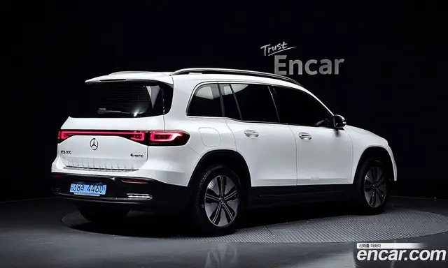 Mercedes-Benz EQB 2024 0.2 автомат (гидро), миниатюра 2