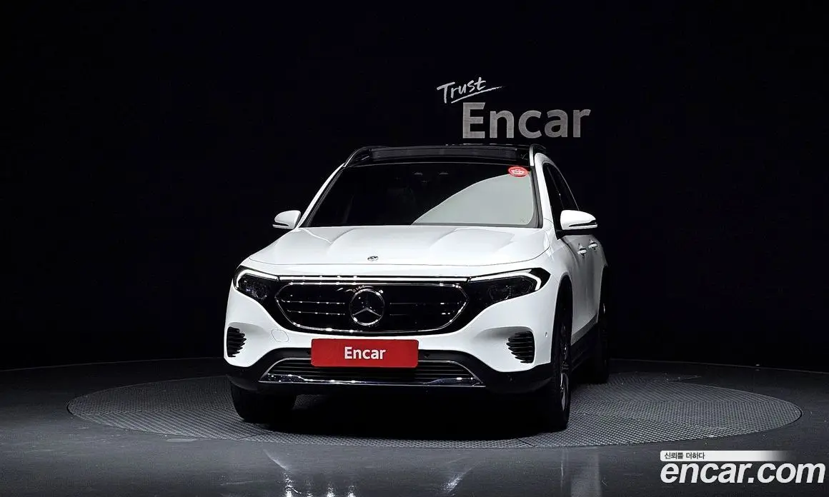 Mercedes-Benz EQB 2024 0.2 автомат (гидро), фото 3