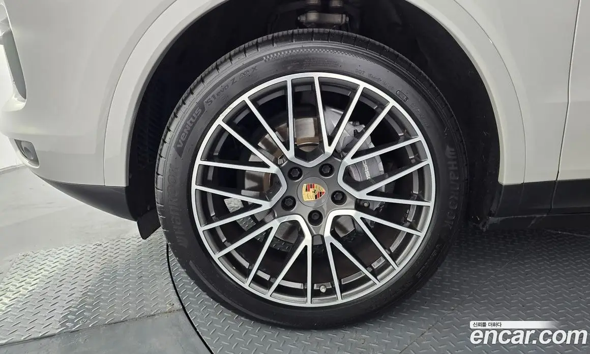 Porsche Cayenne 2021 3.0 автомат (гидро), фото 5