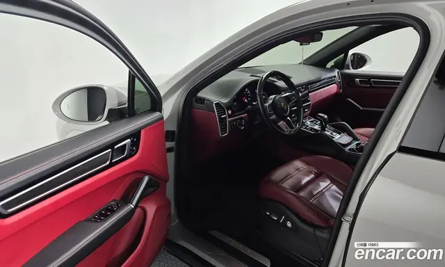 Porsche Cayenne 2021 3.0 автомат (гидро), миниатюра 10