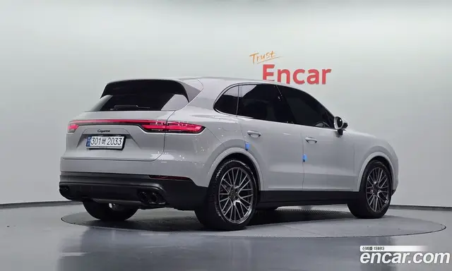 Porsche Cayenne, 2022, 25 472 км