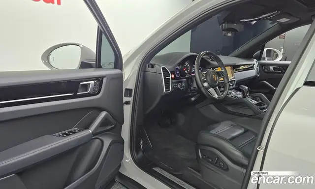 Porsche Cayenne 2022 3.0 автомат (гидро), миниатюра 9 Porsche Cayenne 2022 3.0 автомат (гидро), миниатюра 9