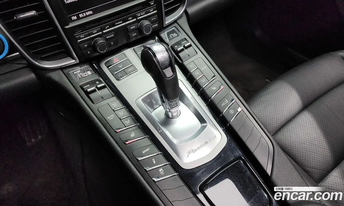 Porsche Panamera 2012 3.6 автомат (гидро), фото 9 Porsche Panamera 2012 3.6 автомат (гидро), фото 9