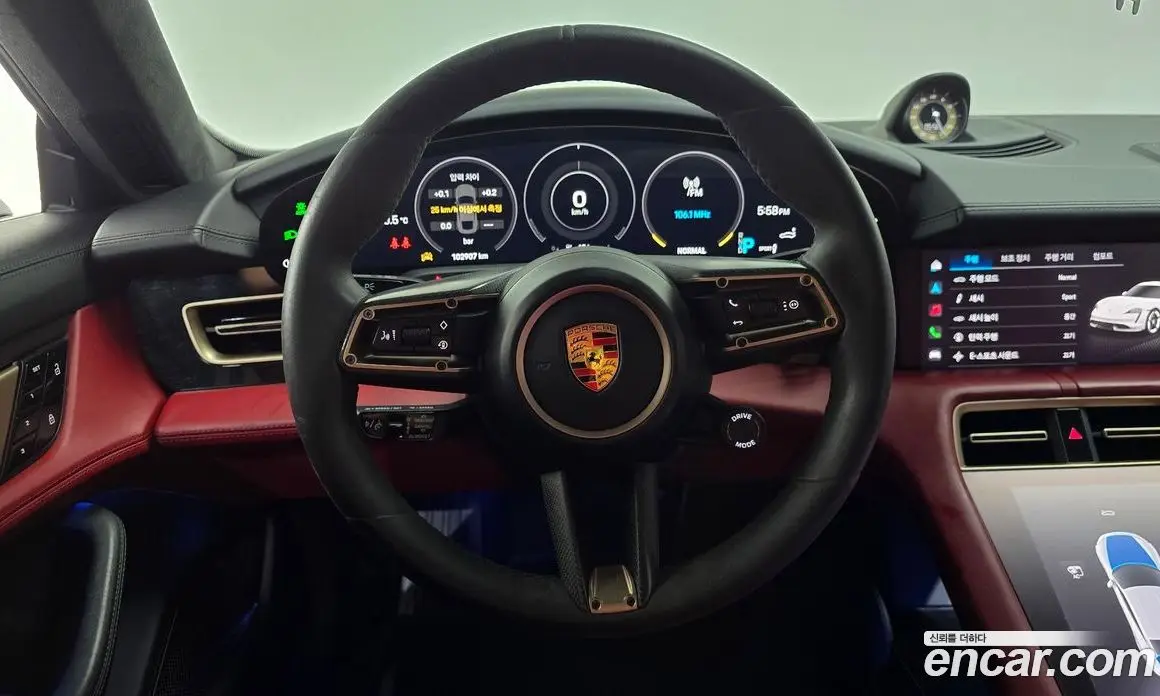 Porsche Taycan 2021 0.1 автомат (гидро), фото 12