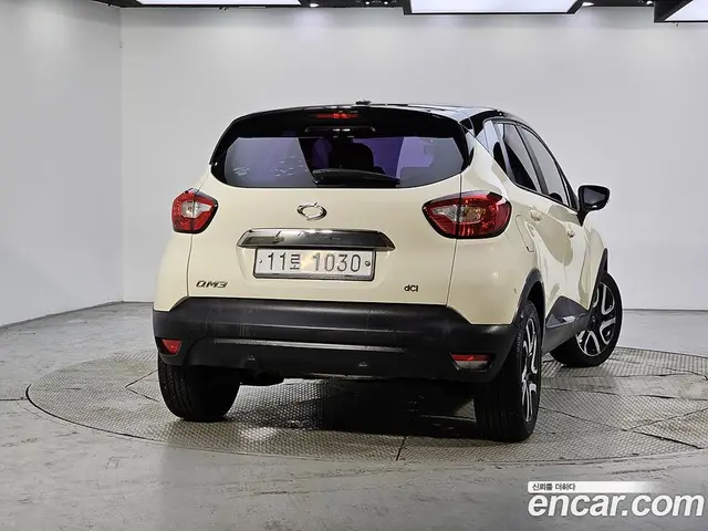 Renault (Samsung) QM3 2015 1.5 автомат (гидро), миниатюра 4 Renault (Samsung) QM3 2015 1.5 автомат (гидро), миниатюра 4
