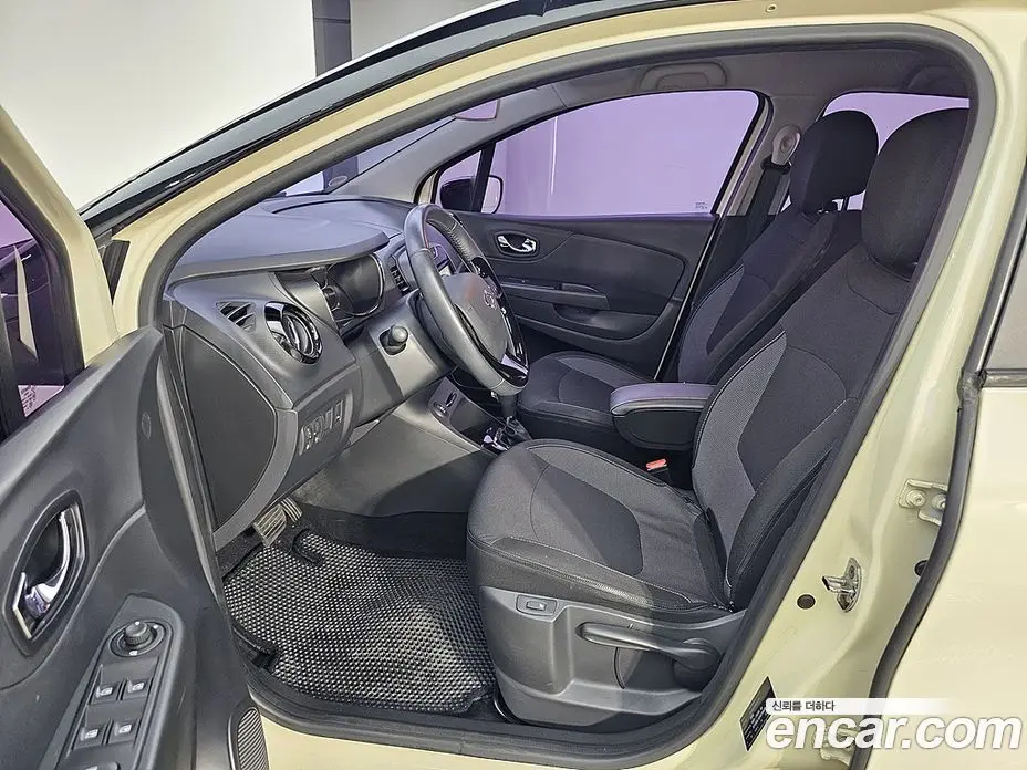 Renault (Samsung) QM3 2015 1.5 автомат (гидро), фото 8 Renault (Samsung) QM3 2015 1.5 автомат (гидро), фото 8