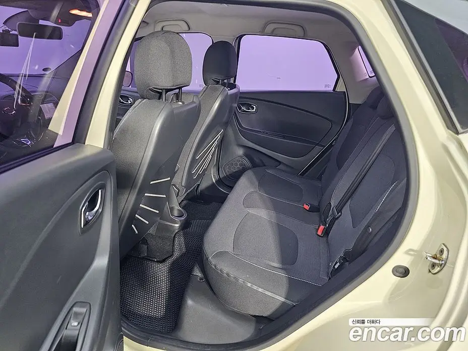 Renault (Samsung) QM3 2015 1.5 автомат (гидро), фото 9 Renault (Samsung) QM3 2015 1.5 автомат (гидро), фото 9