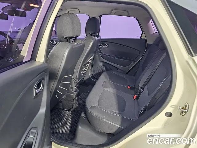 Renault (Samsung) QM3 2015 1.5 автомат (гидро), миниатюра 9 Renault (Samsung) QM3 2015 1.5 автомат (гидро), миниатюра 9