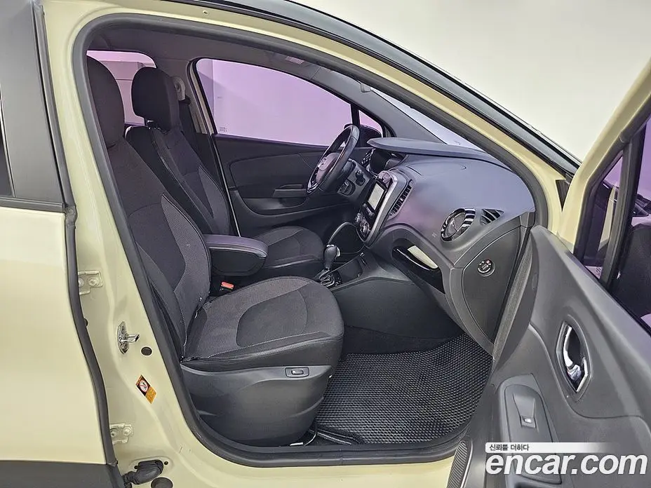 Renault (Samsung) QM3 2015 1.5 автомат (гидро), фото 10 Renault (Samsung) QM3 2015 1.5 автомат (гидро), фото 10