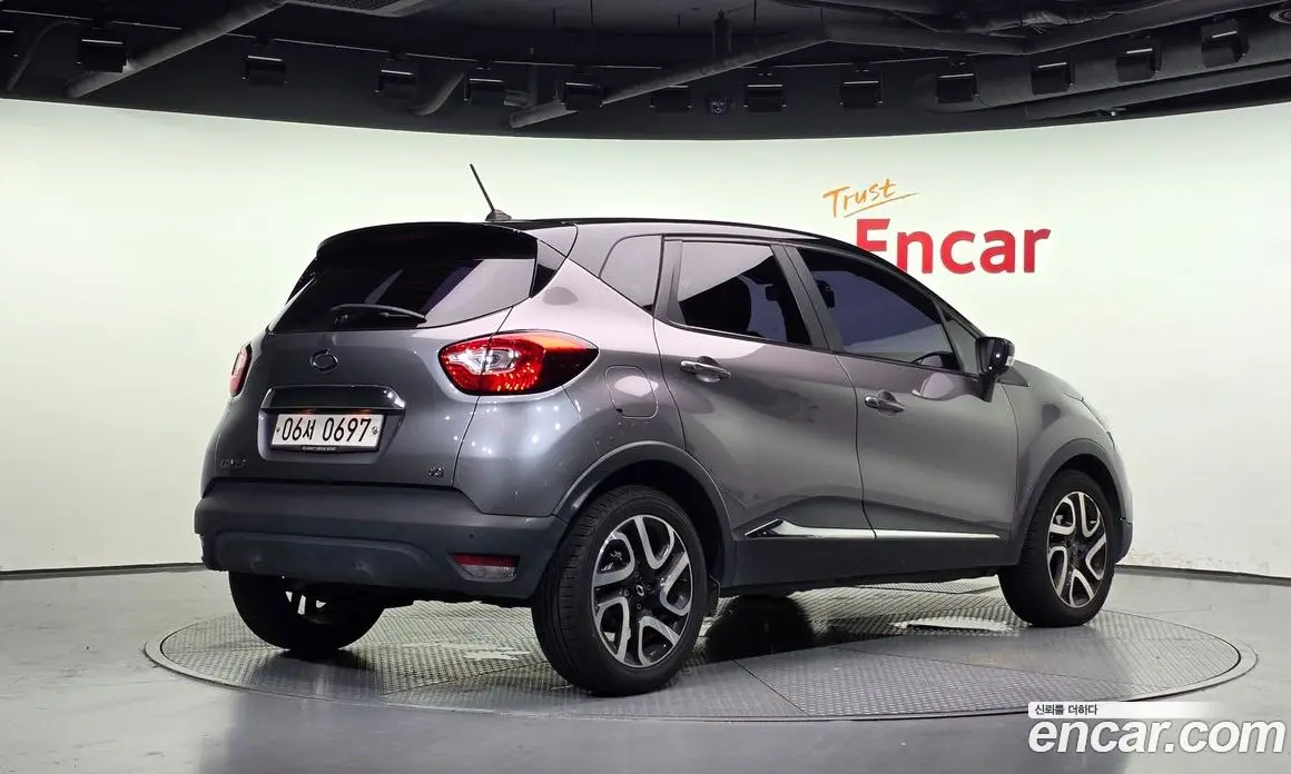 Renault (Samsung) QM3 2016 1.5 автомат (гидро), фото 2 Renault (Samsung) QM3 2016 1.5 автомат (гидро), фото 2