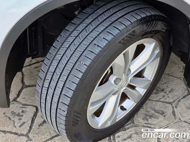 Renault (Samsung) QM6 2019 2.0 автомат (гидро), миниатюра 8 Renault (Samsung) QM6 2019 2.0 автомат (гидро), миниатюра 8