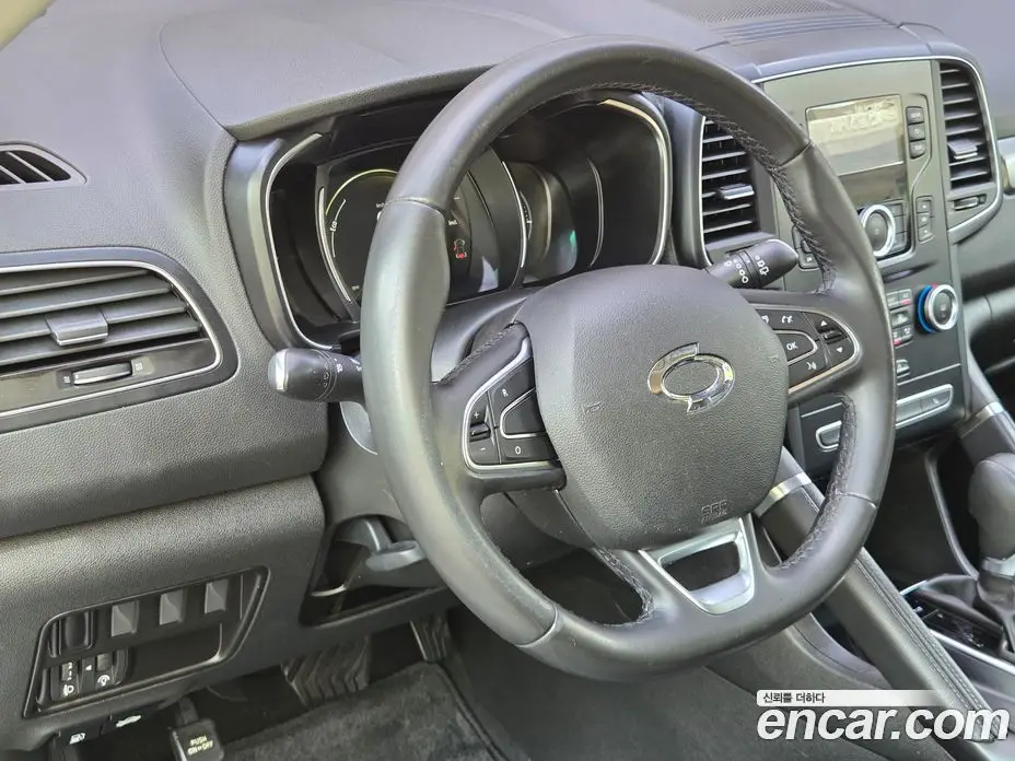 Renault (Samsung) QM6 2019 2.0 автомат (гидро), фото 9 Renault (Samsung) QM6 2019 2.0 автомат (гидро), фото 9