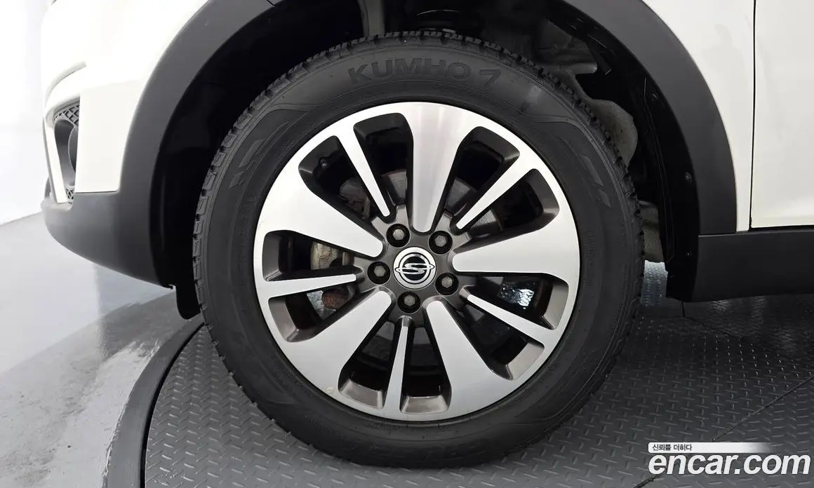 SsangYong Korando 2014 2.0 автомат (гидро), фото 5