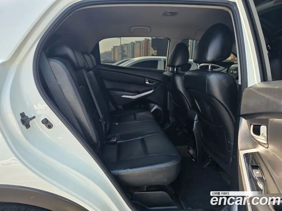 SsangYong Korando 2015 2.0 автомат (гидро), фото 18