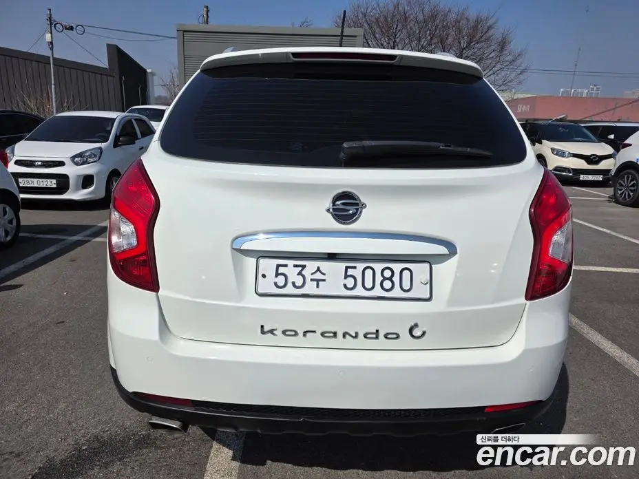 SsangYong Korando 2015 2.0 автомат (гидро), фото 4