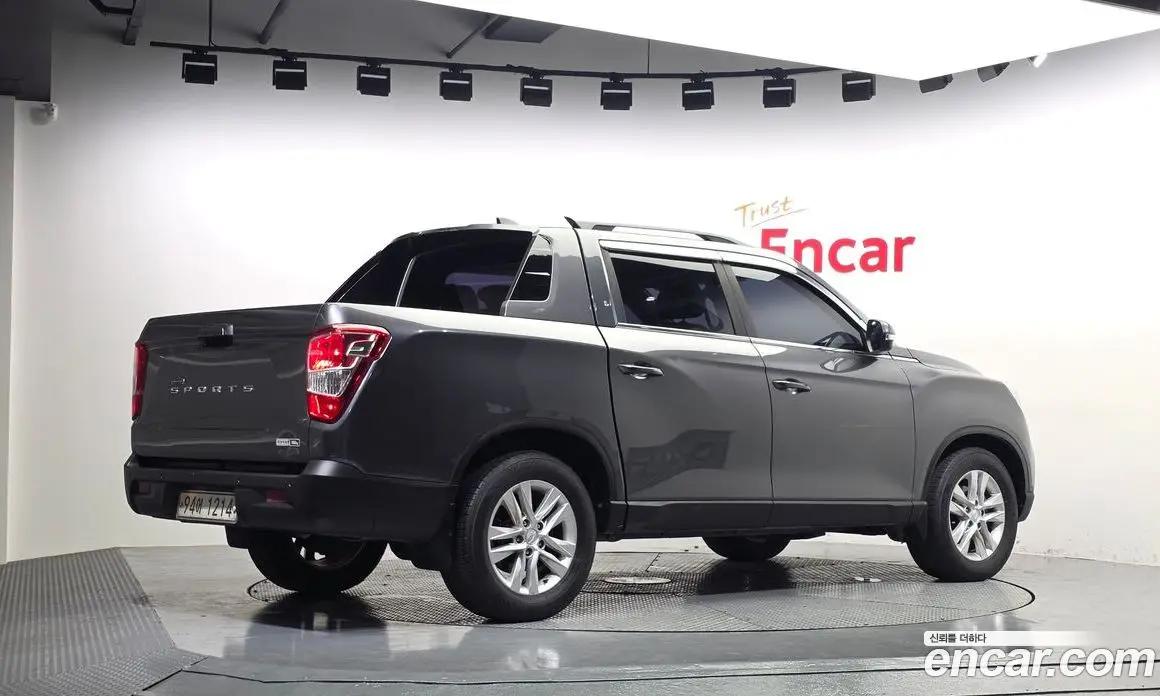 SsangYong Rexton 2018 2.2 автомат (гидро), фото 2 SsangYong Rexton 2018 2.2 автомат (гидро), фото 2